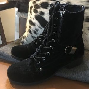 guess byson boots